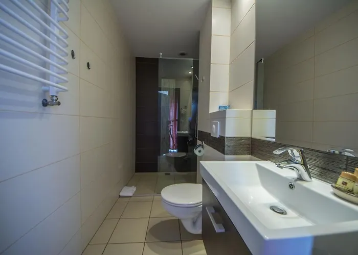 Maritima Quarto em Acomodações Particulares *